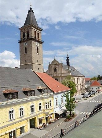 Stadthotel Schwerterbraeu Judenburg Luaran gambar