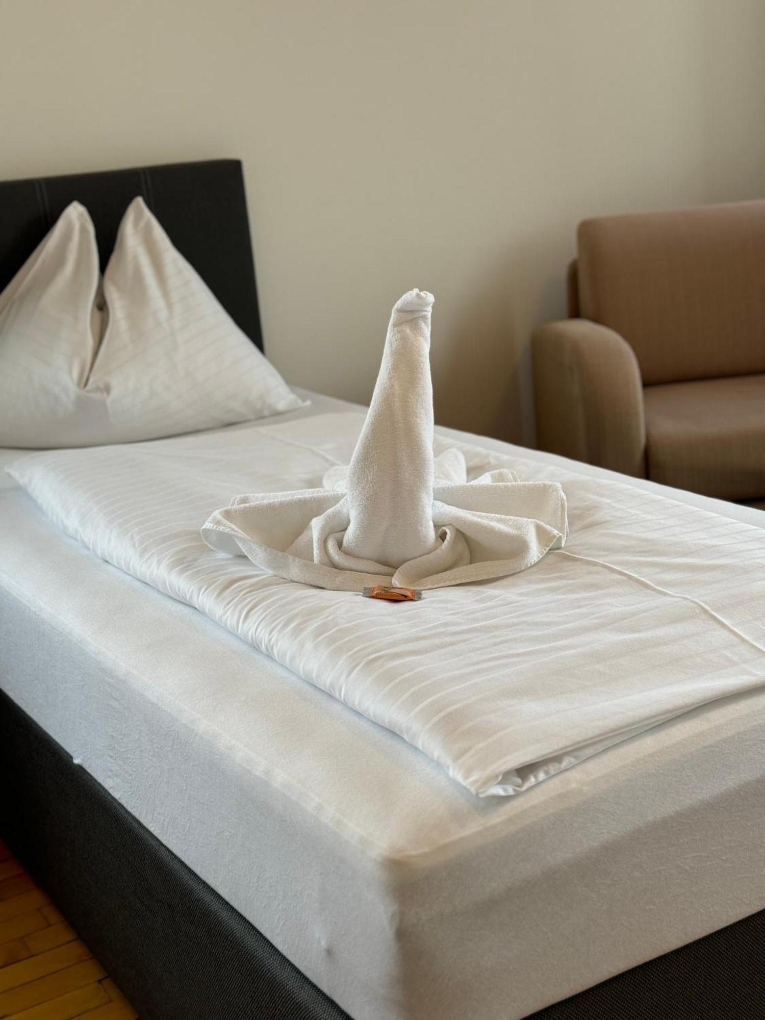 Stadthotel Schwerterbraeu Judenburg Luaran gambar