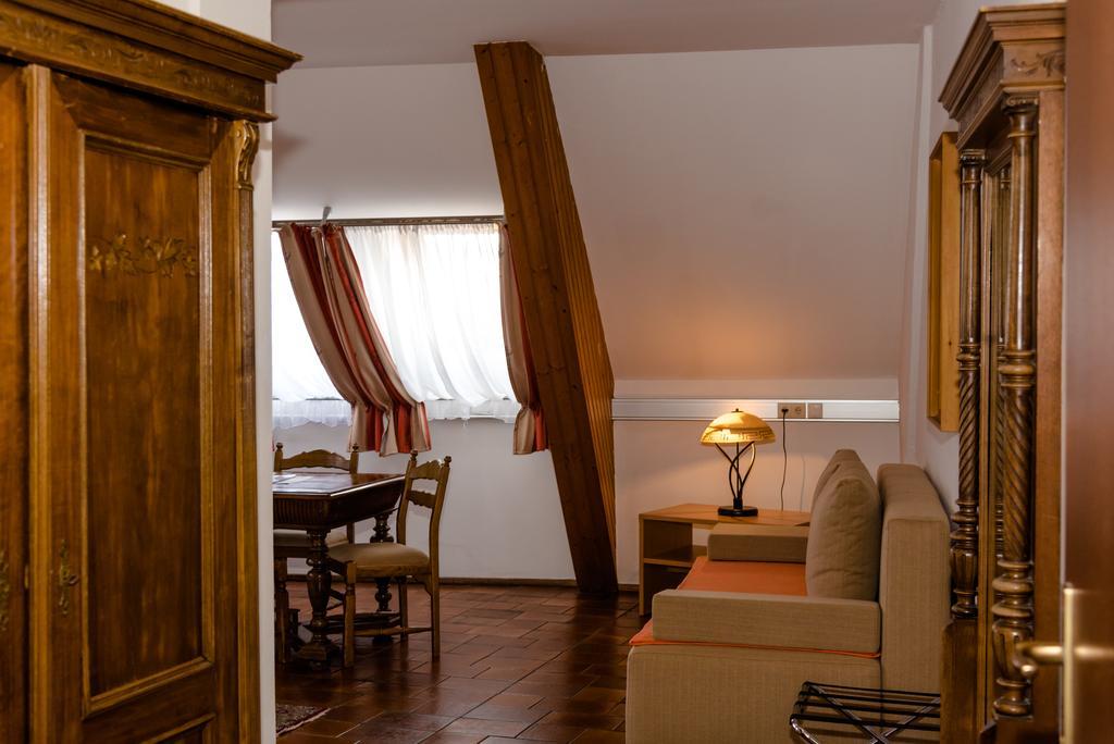Stadthotel Schwerterbraeu Judenburg Luaran gambar