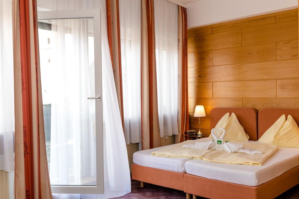 Stadthotel Schwerterbraeu Judenburg Luaran gambar