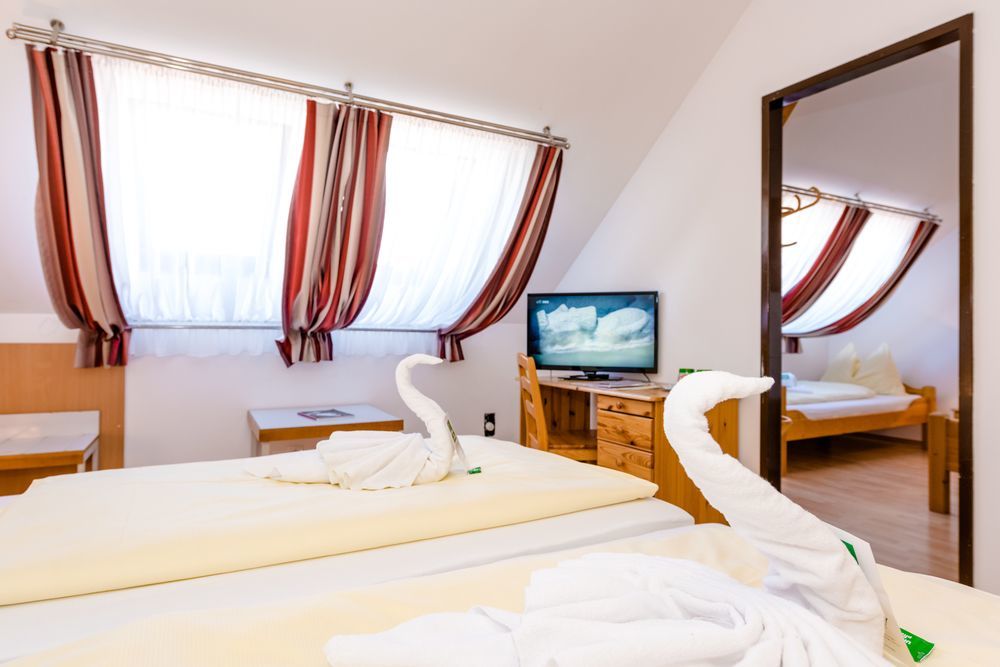 Stadthotel Schwerterbraeu Judenburg Luaran gambar