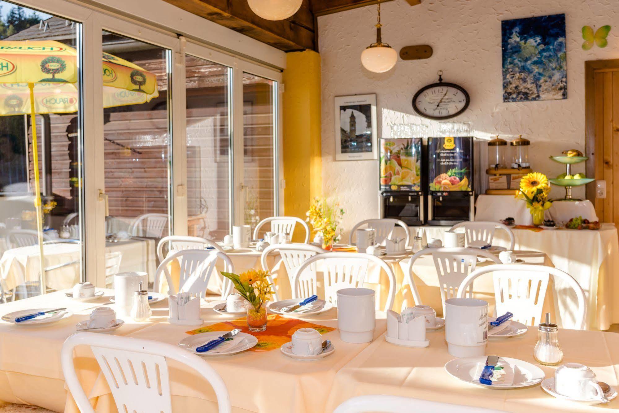 Stadthotel Schwerterbraeu Judenburg Luaran gambar