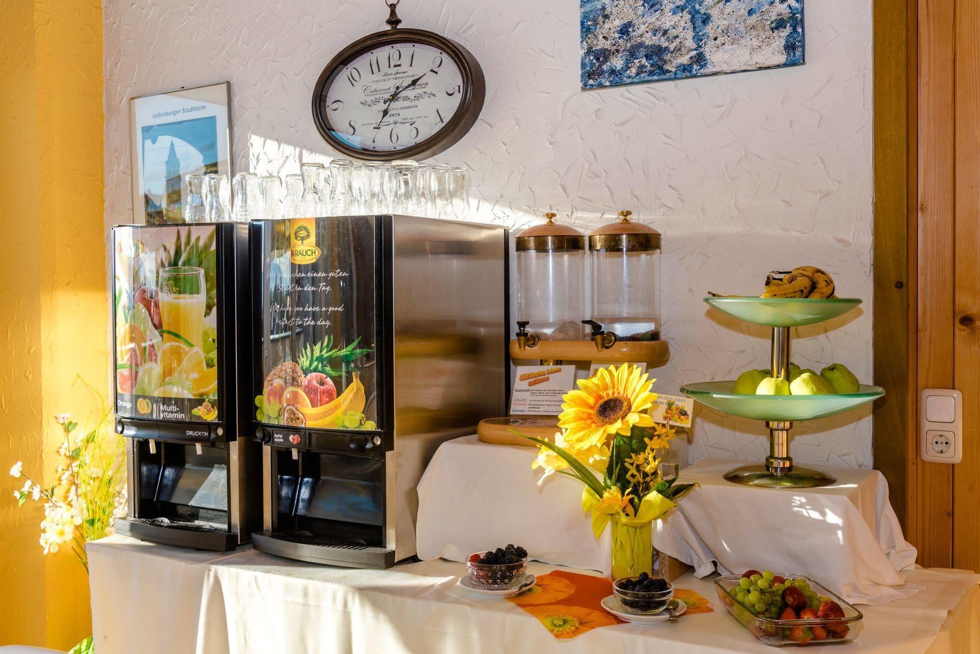 Stadthotel Schwerterbraeu Judenburg Luaran gambar
